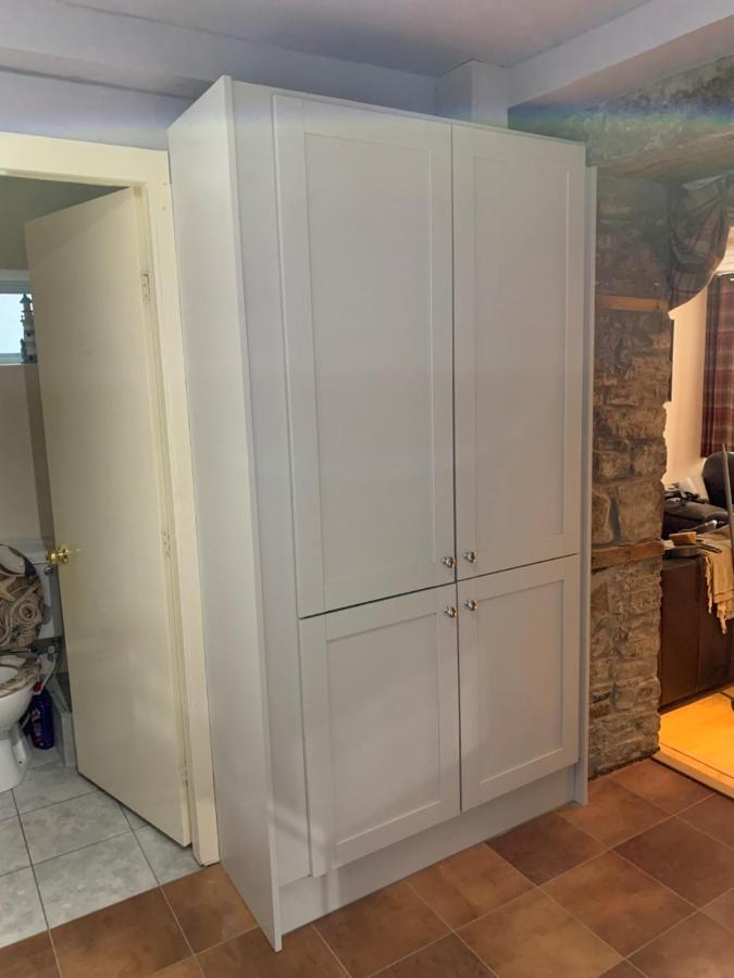 The Old Chemist Apartment Кълън Екстериор снимка